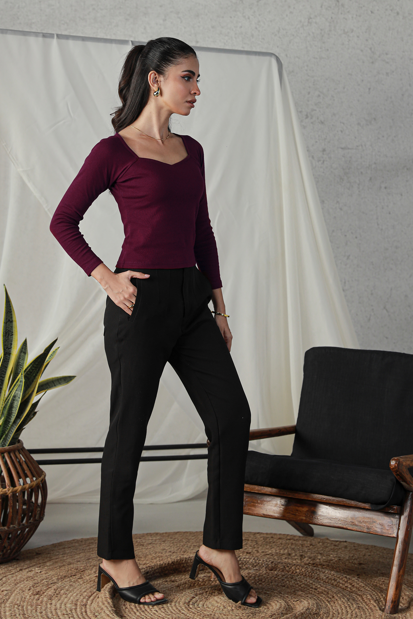 Sweet Heart Neck Top - Burgundy