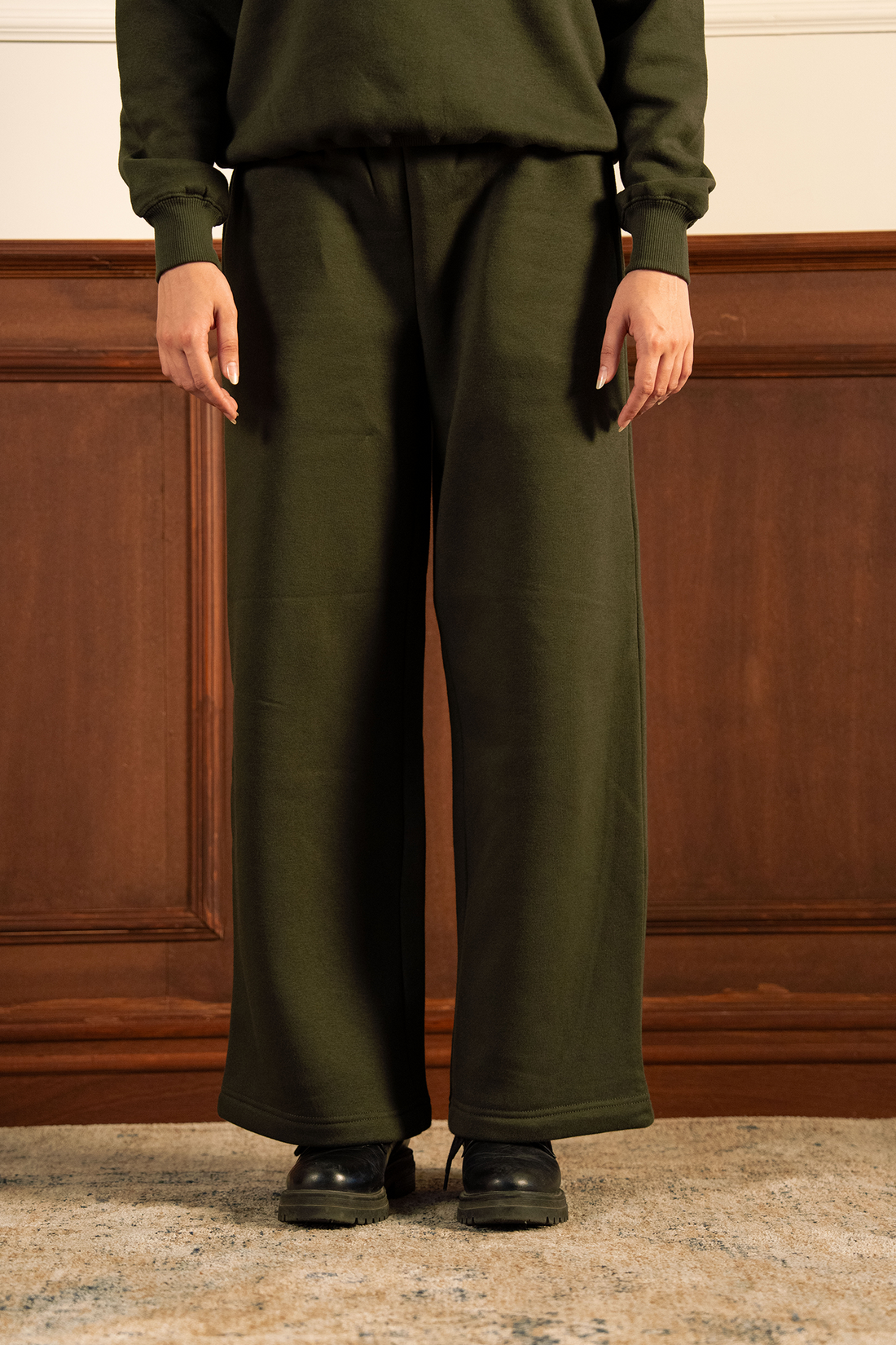 Everyday Wide Leg Sweatpants - Dark Green