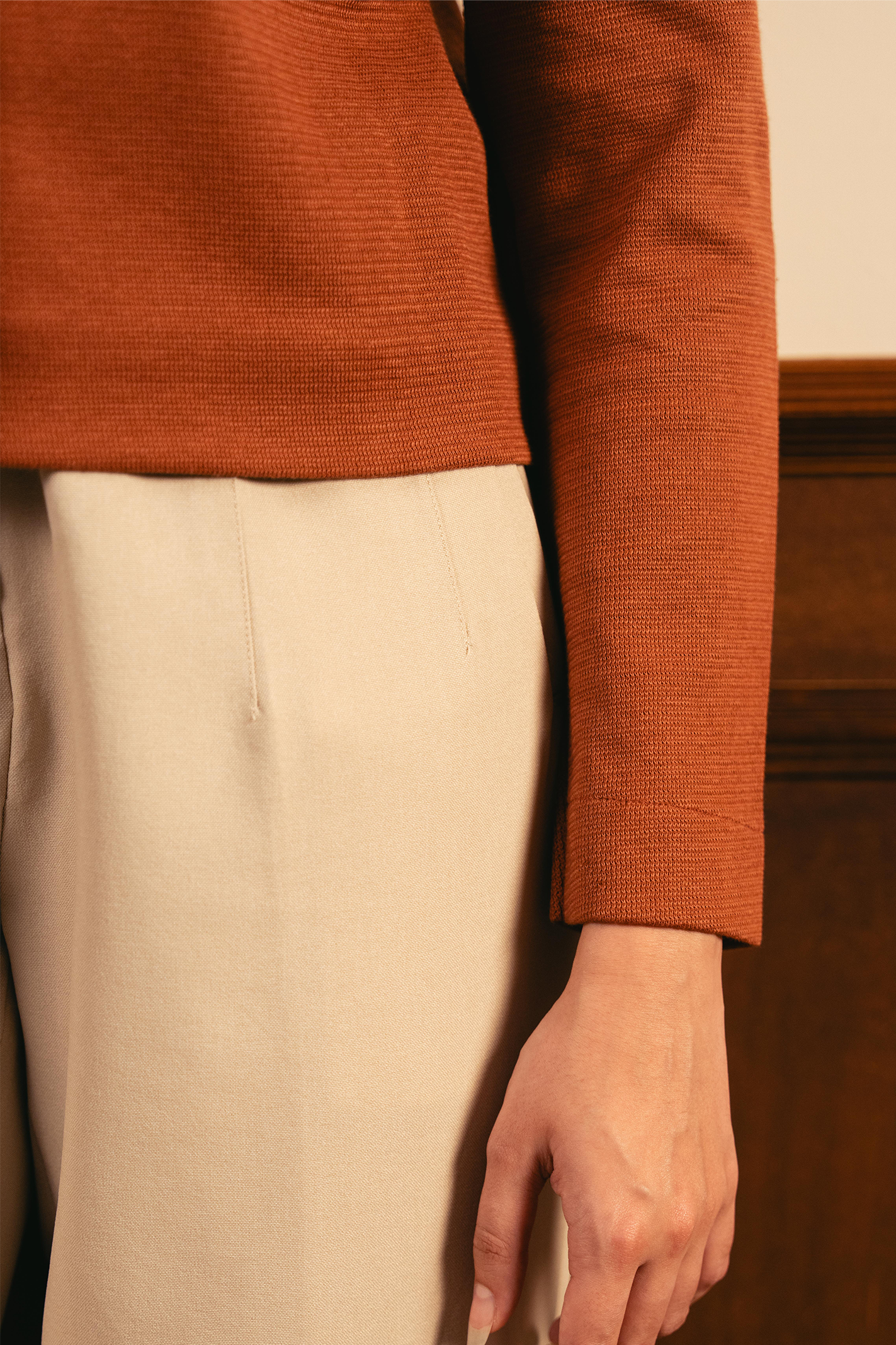 Tailored Round Neck Cardigan - Rust