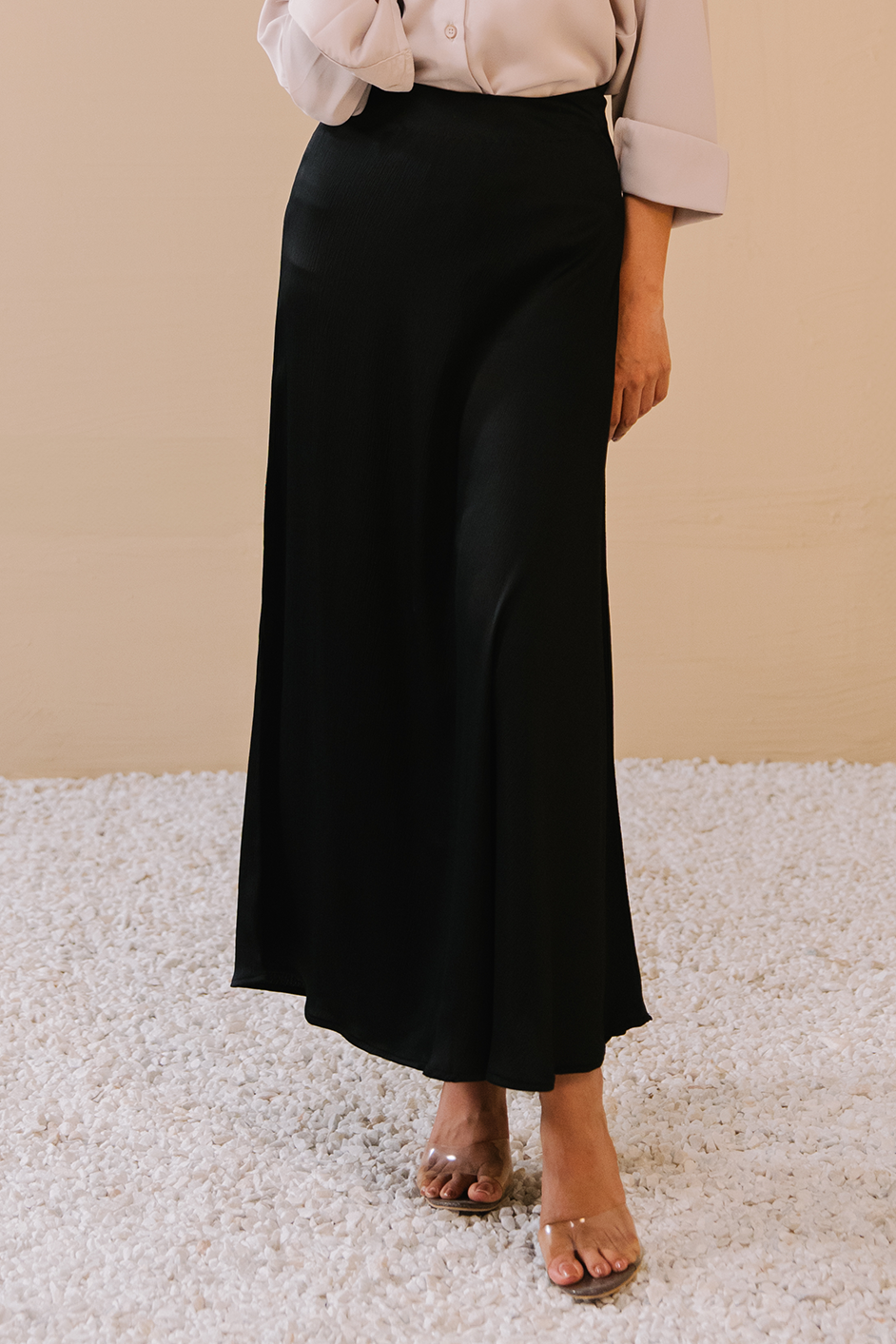 Textured Satin Skirt - Black